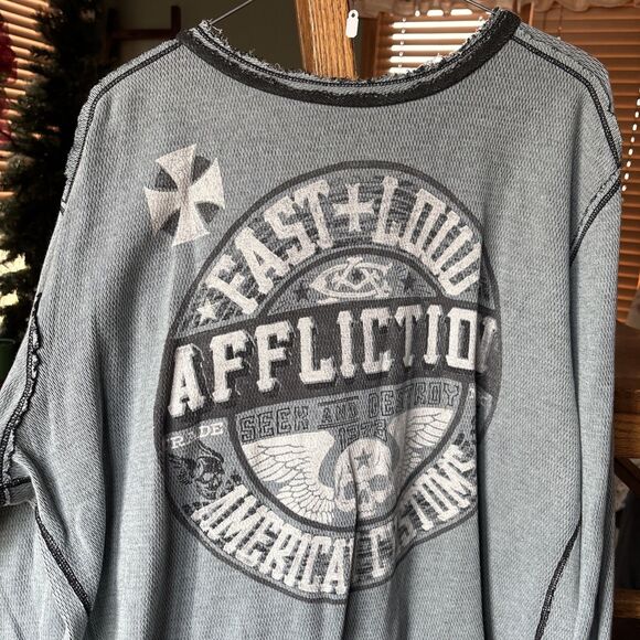 VINTAGE MENS AFFLICTION THERMAL LONGSLEEVE REVERSIBLE DISTRESSED FIGHTER XL/XXL - Picture 2 of 9